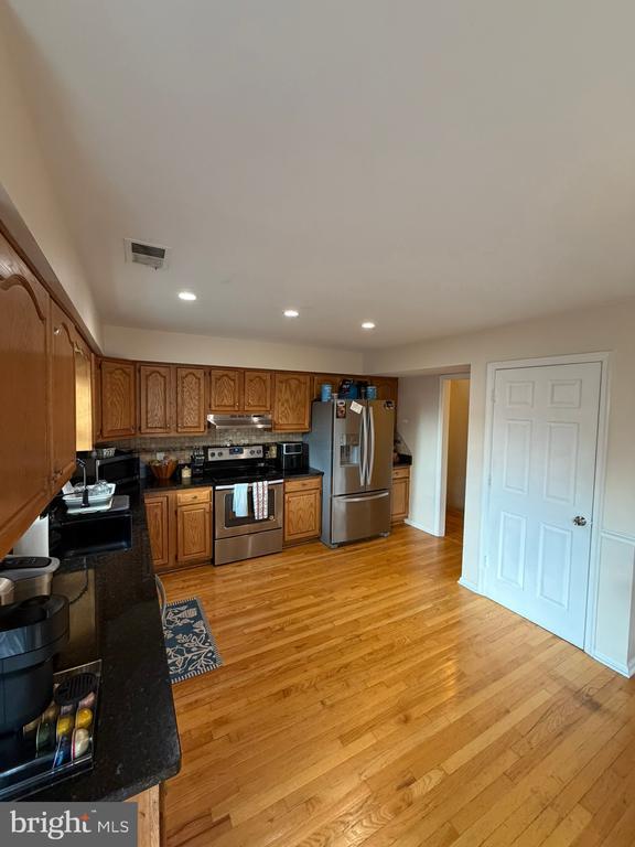 Photo - 281 Tall Oak Dr