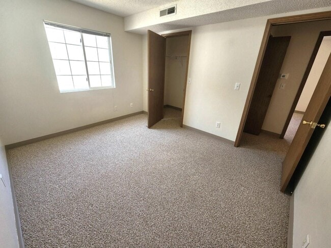 Photo - 923 Boston Way Unit 8