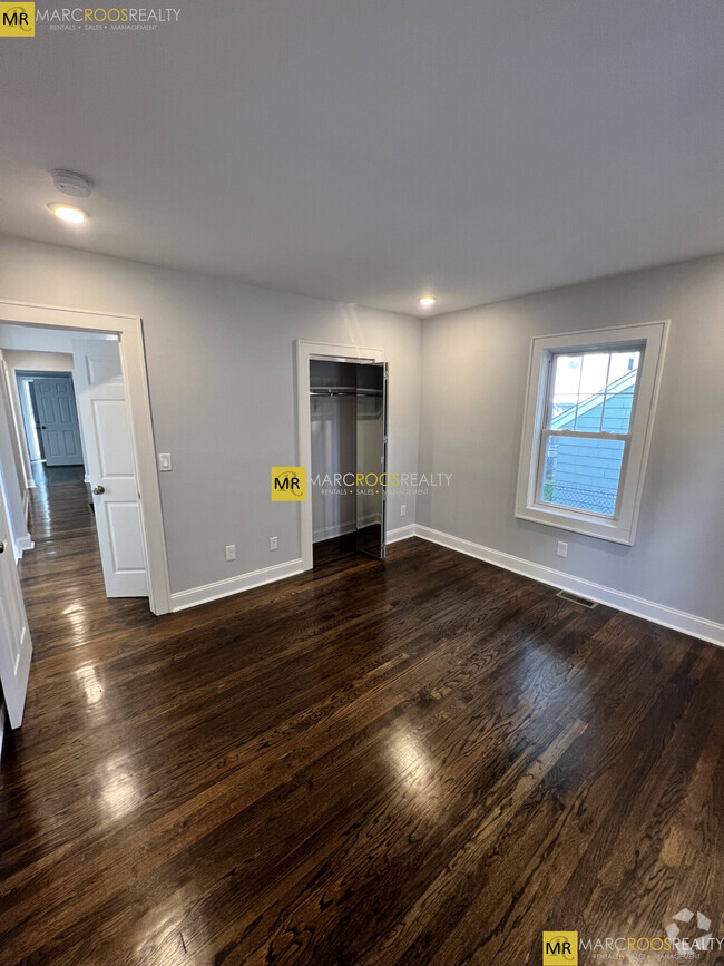Building Photo - 12 Lawrence St Unit #1 Rental