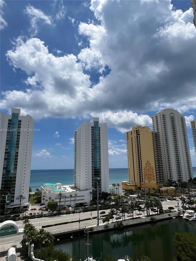Building Photo - 16400 Collins Ave Unit 1242