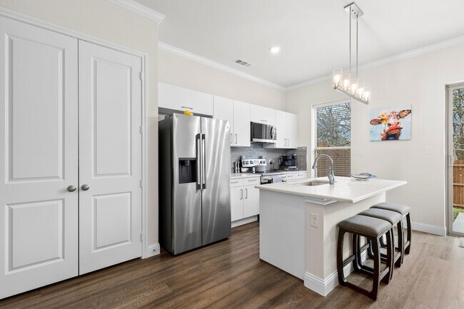 Photo - 6329 Mason Ct