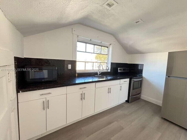 Photo - 1968 NW 24th Ave Unit 0