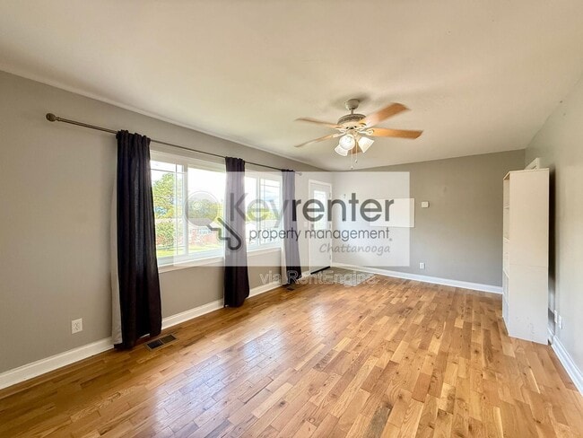 Photo - 7813 Holiday Hills Cir