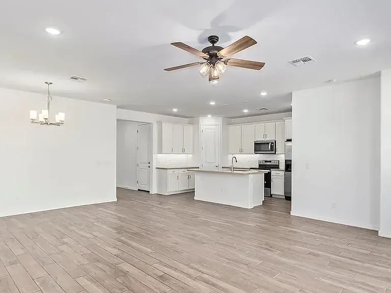 Photo - 15128 W Hadley St