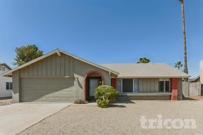 Photo - 3226 N Ellis St