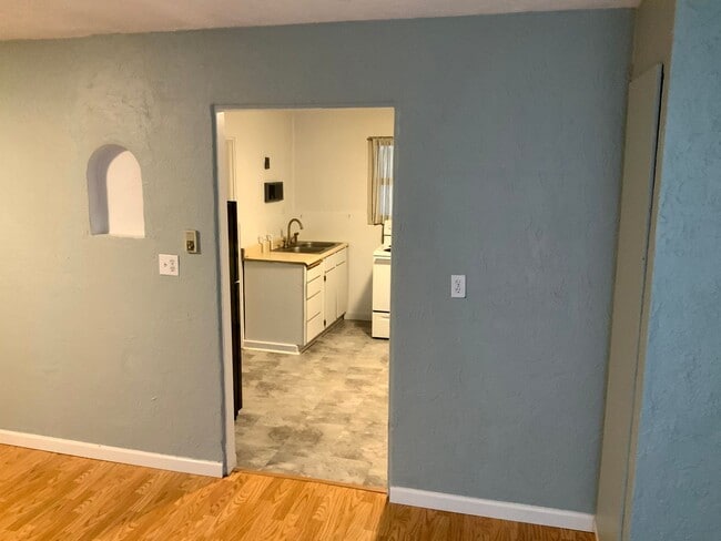 2868 Bailey Ln Unit 2868 Bailey Lane - Unit B