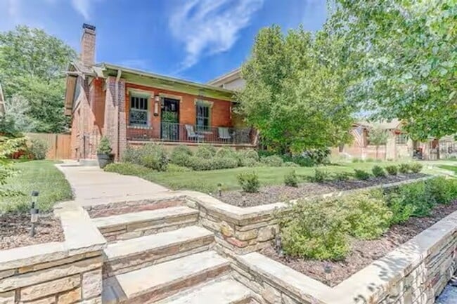 Photo - 3615 Meade St
