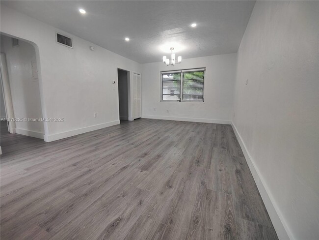 Photo - 2165 Bay Dr Unit 18