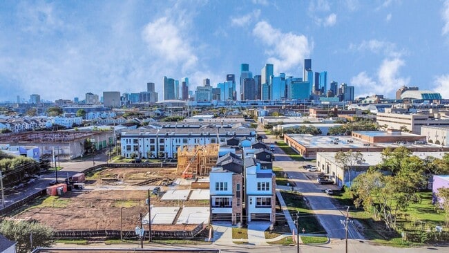 Photo - 1104 Palmer St