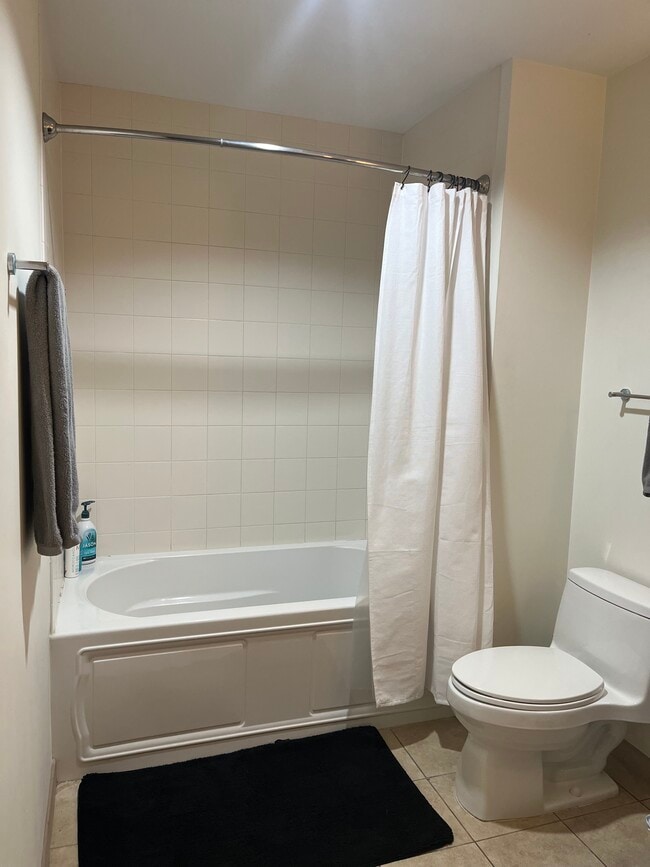 Photo - 120 S 31st Ave Unidad 5313