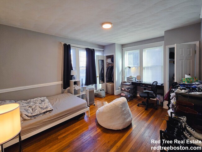 229 Chestnut Hill Ave Unit 1