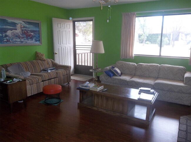 Photo - 4924 N Spring Dr