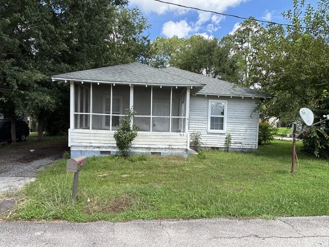 Building Photo - 553 State Rd 210 Rental