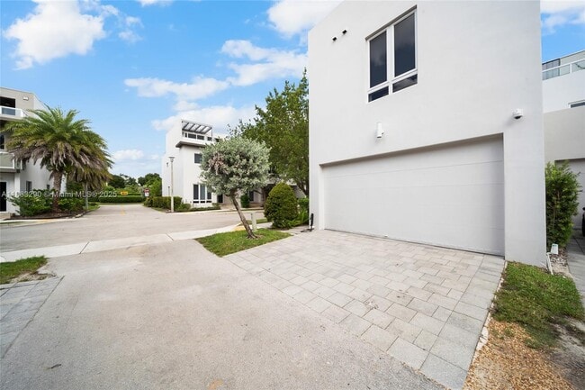Photo - 10560 NW 64th Terrace
