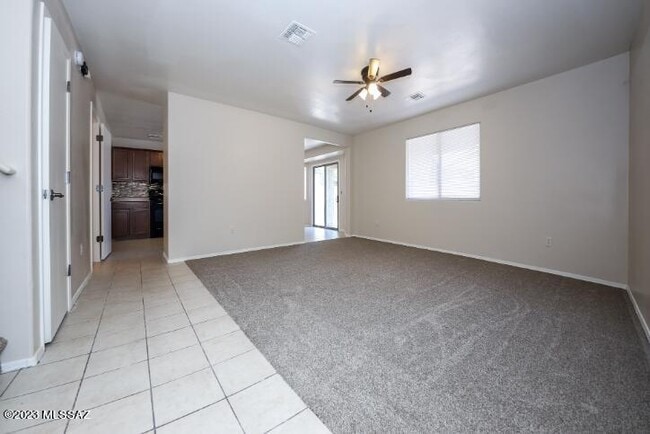 6560 S Meadow Fescue Dr