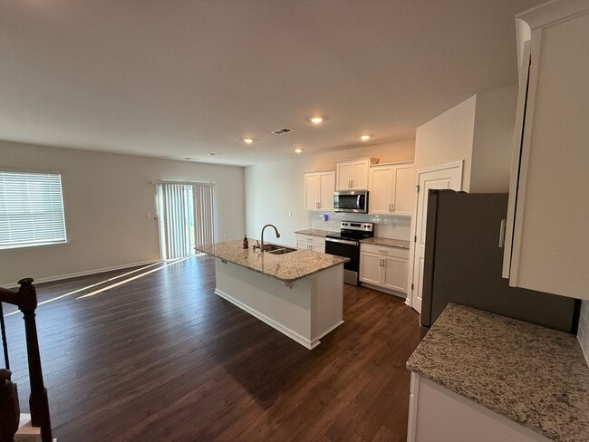 Photo - 122 Flame Azalea Ct