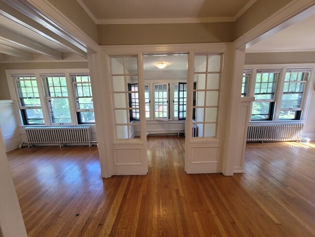 Photo - 2541 N Lake Dr Unidad Upper