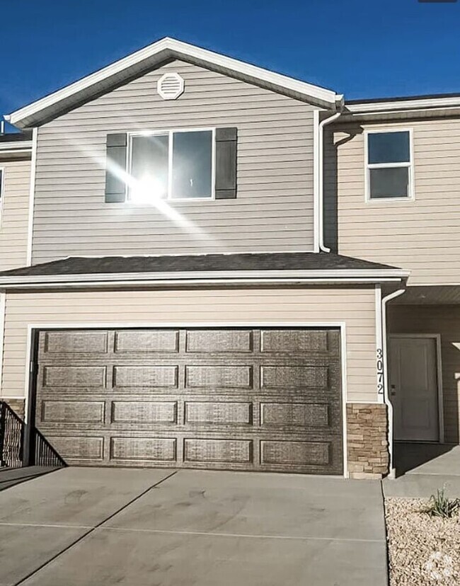 Building Photo - 3072 N 275 E Rental