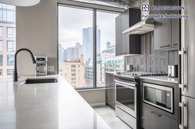 939 W Washington Blvd Unit SI FL8-ID254