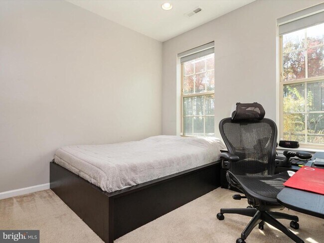 Photo - 2321 Marion Rd