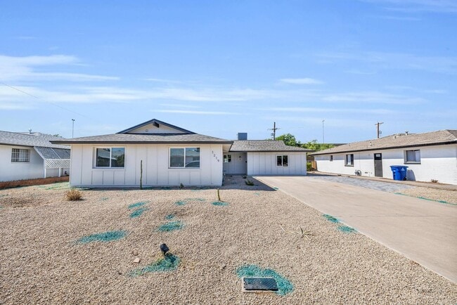 Photo - 6 BED/4 BATH Complete remodel with backyard pool & bar