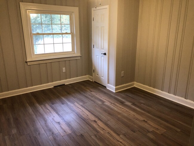 Photo - 818 Old Clemson Hwy