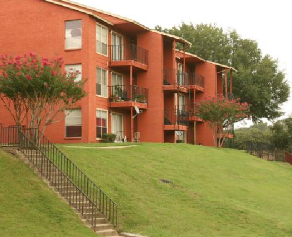 Building Photo - Westdale Hills Firestone Rental