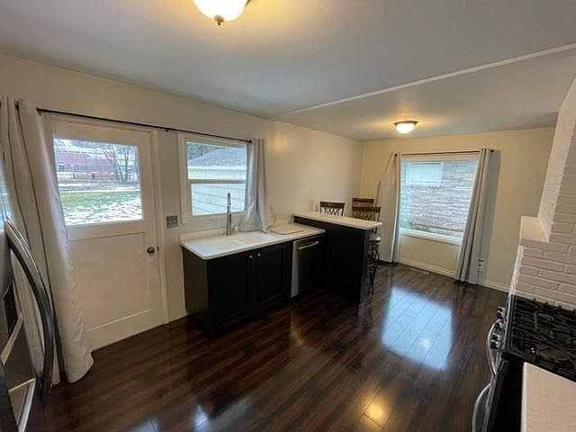 Kitchen - 3224 E 21st Ave