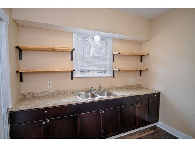 Photo - Nice 3 BR Rental Near Downtown