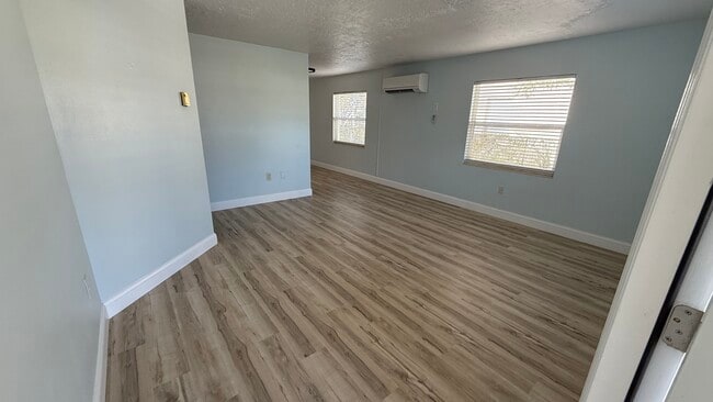 Photo - 2404 51st Avenue Ter W Unit B