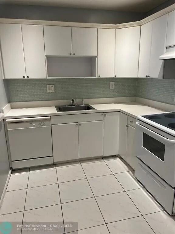 Building Photo - 4131 NW 88th Ave Unit 206