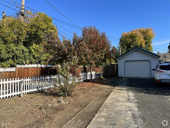 Building Photo - 1426 Babel Ln Rental