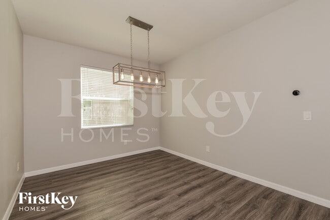 Photo - 6117 Oak Mill Terrace