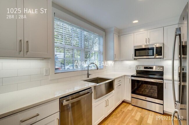 Photo - 1025 Hale St