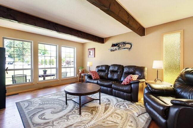 Photo - Beautiful 4 bedroom home in NE Tacoma!