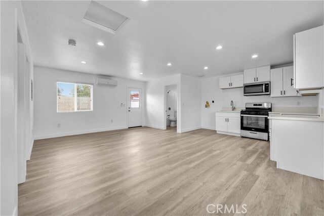 Photo - 9156 Catawba Ave
