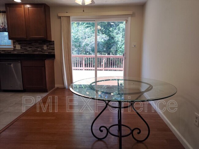 Photo - 204 Taurus Dr