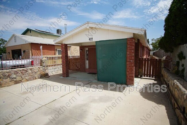 Photo - 422 Val Verde St
