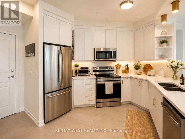 Photo - 16 Dallimore Cir Unit 707