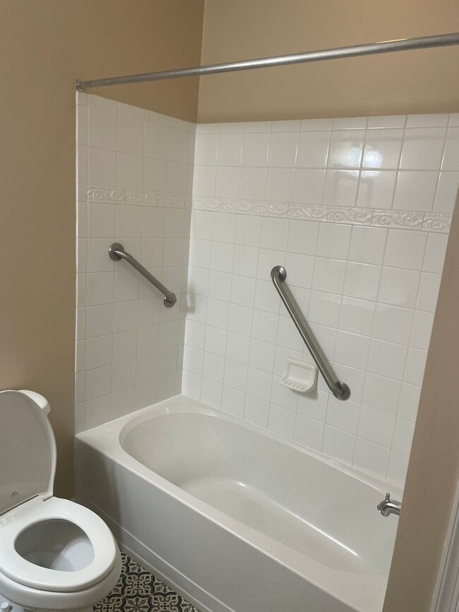 Photo - Updated 2 Bedroom, 2 Bath Condo - Westwood Village at Charter Colony