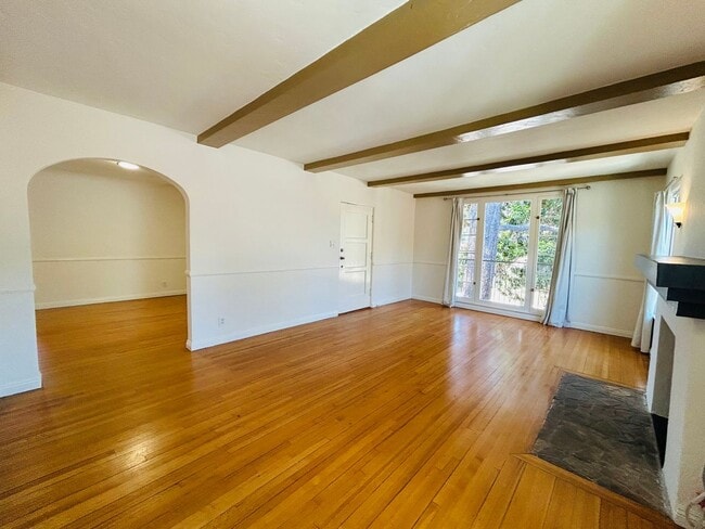 Photo - 340-342 N Harper Avenue Unit 340