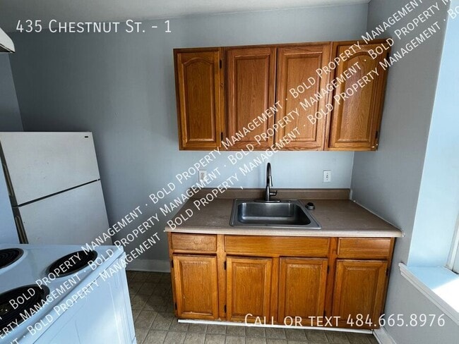 Photo - 435 Chestnut St Unit 1