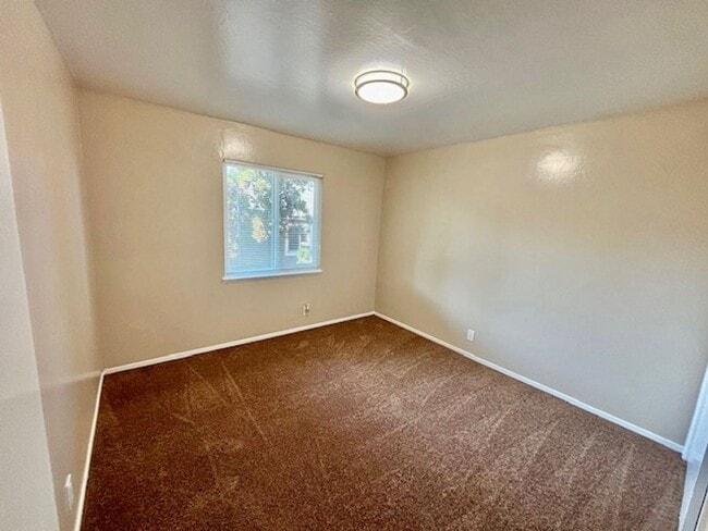 Photo - 5730 Bayview Ave Unit T5736