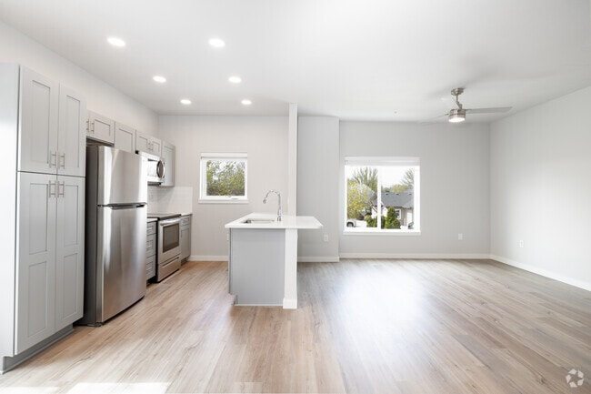 2BD, 2.5BA - 1061SF - The Edge at State | Apartments & Townhomes