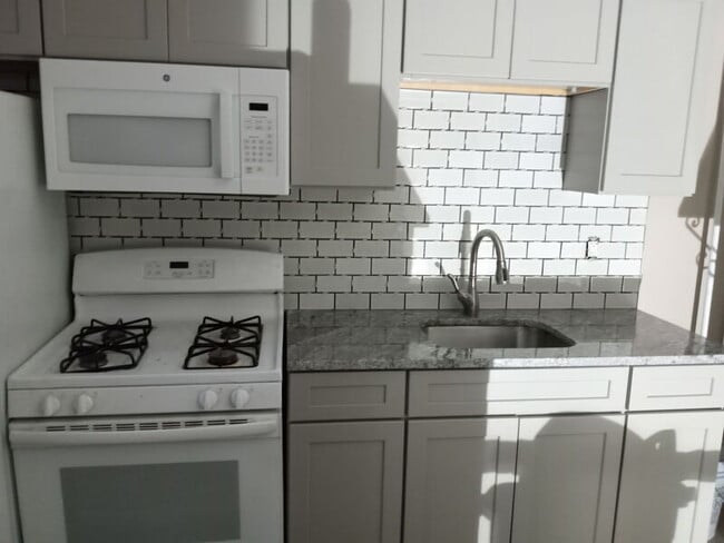 Photo - 2222 S 15th St Unit 1