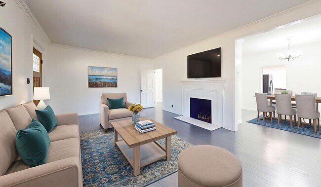 Photo - 1002 N Madison St