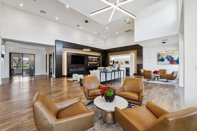 Platinum Castle Hills