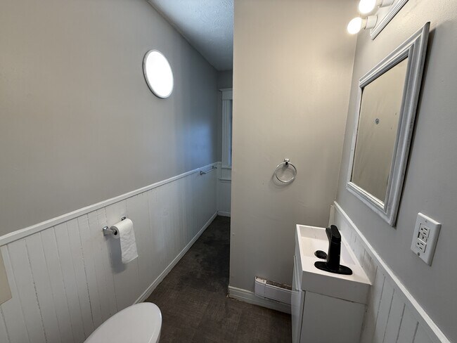 Photo - 55 Portledge Ave Unit 2