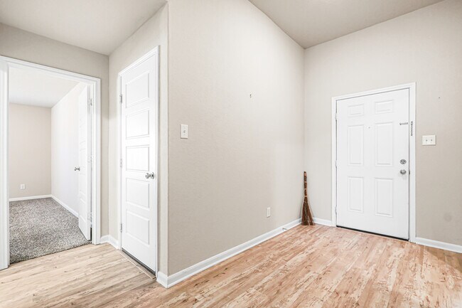 Photo - 7039 Diamond Vly