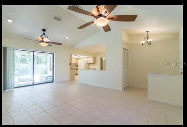 Photo - 25230 Campos Dr